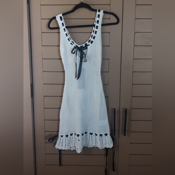 White Fox Everything I Do Mini Dress size XS - Picture 5 of 10